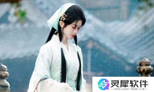 鞠婧祎又变脸，新剧照路人图曝光，锥子鼻尖下巴，网友：太夸张了