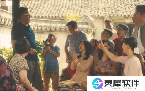56岁胡军亮相《北上》，从船老大到落魄货车司机，打了多少男明星脸